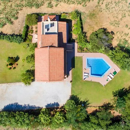 Villa Exclusive Crete Alexia 4 Bedrooms Large Lawned Gardens Chania