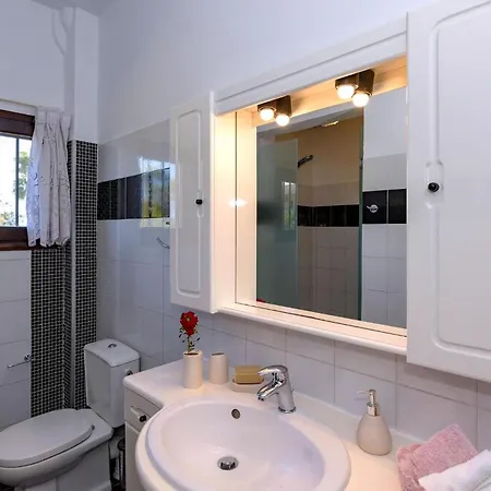 Villa Exclusive Crete Alexia 4 Bedrooms Large Lawned Gardens Chania
