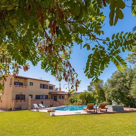 Exclusive Crete Alexia 4 Bedrooms Large Lawned Gardens Chania Villa *